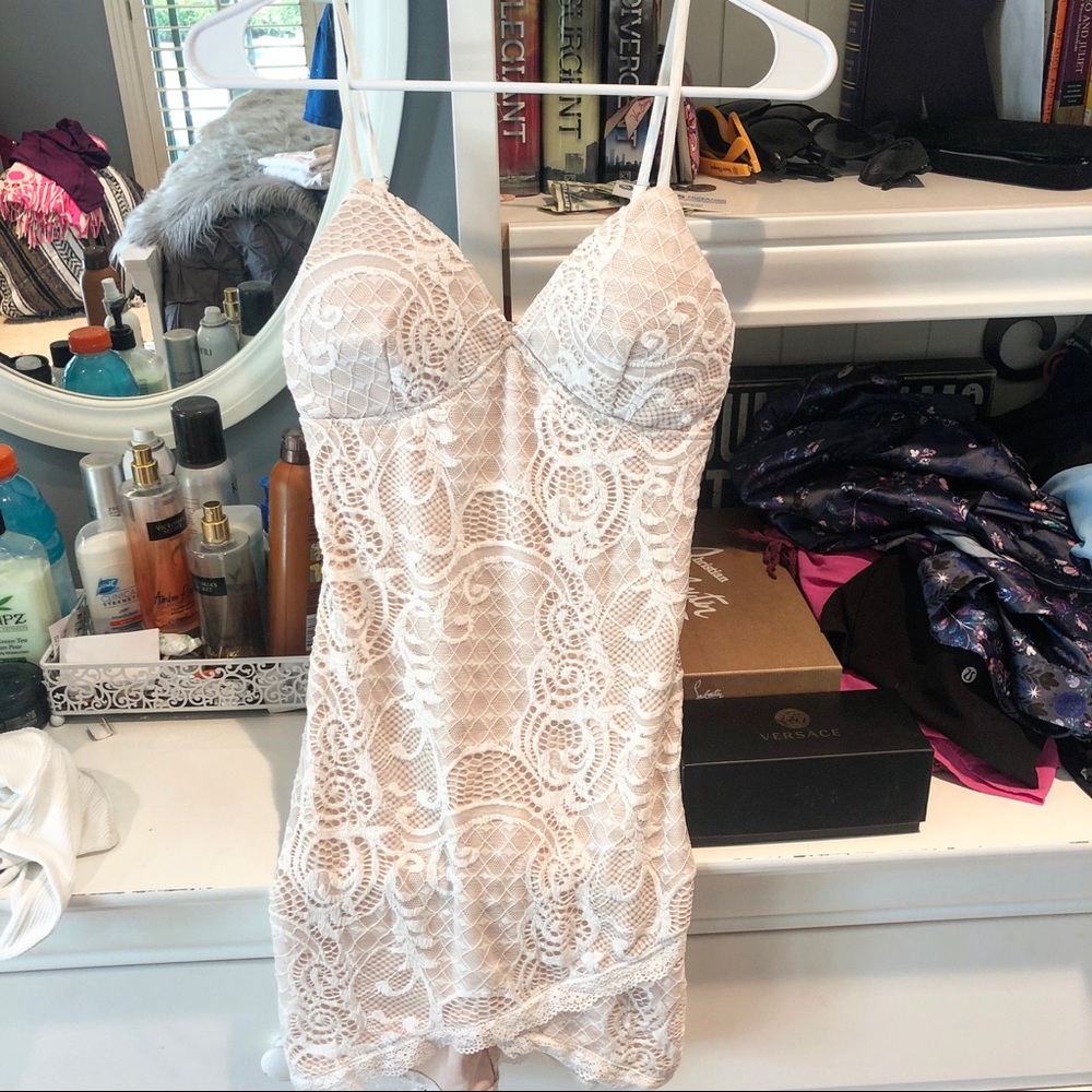 white lace dress